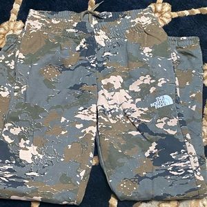 Official North Face green camo lounge sweatpants unisex new fall ready